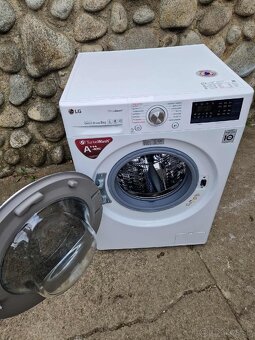 LG-8 kg parná práčka, 1400, 6 Motion DD, TrueSteam™
- 3