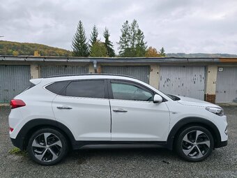 HYUNDAI TUCSON 2,0 CRDI 4WD - 3