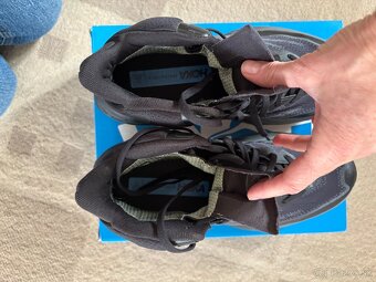 Hoka speedgoat GTX 42 - 3