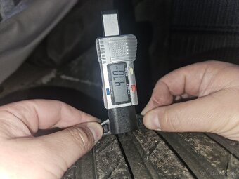 5x120 R17 BMW Runflat letná sada - 3