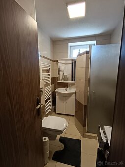 Prenájom 1 izbový byt , Levice , 46 m2 - 3