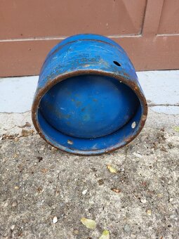 Malá Plynová bomba - 3