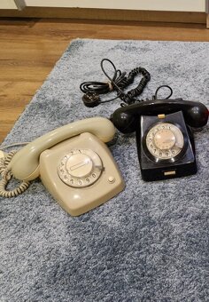 Retro telefony - 3