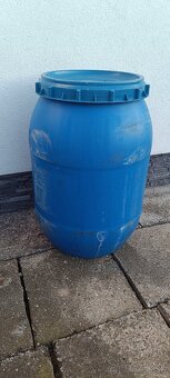 Plastové sudy 220l/150l - 3