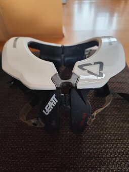 Chránič krku LEATT - 3