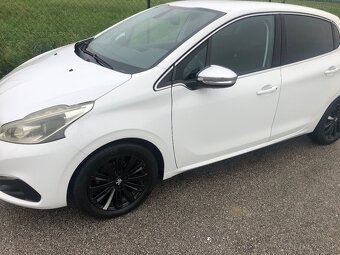 Peugeot 208 automat - 3