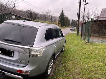 Mitsubishi outlander - 3