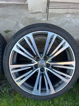 225/35 r20 Audi - 3