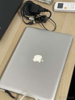 MacBook pro 13 early 2011 2,3ghz i5 8gb ram - 3