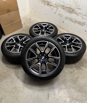 Zimná sada 5x112 R18 , 245/45/18 BMW 4 i4 G26 Style M858 - 3