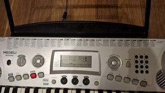 Prenosný elektrický keyboard ( klavír) Medeli MC49A - 3