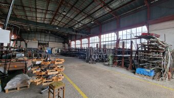 VÝROBNÁ HALA - LEVICE - 3