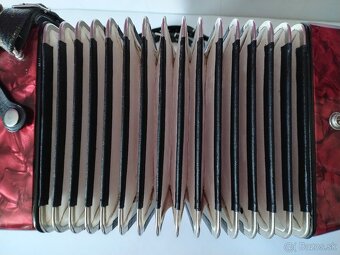 Predam akordeon Weltmeister Serino 80 bas. - 3