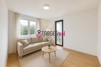 PRIPRAVUJEME: Luxusný 4 izbový s veľkým balkónom, Ľadoveň -  - 3