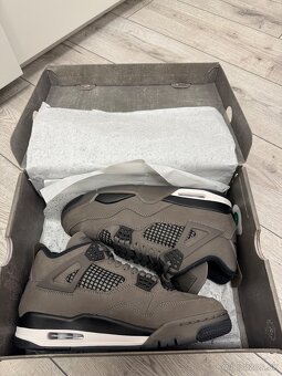 Jordan 4 Retro Cave Stone - 3
