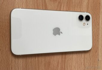 iPhone 11 - 3