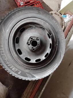 Predám plechové disky z gumami 5x100r15 - 3
