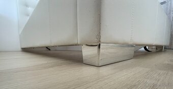 Čalúnená posteľ 140cm - 3