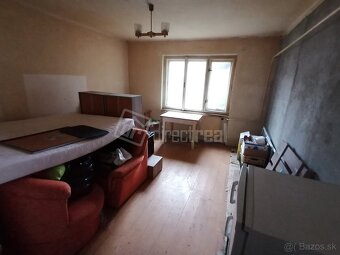 Rodinný dom na priestrannom pozemku 3 520 m² v Jatove - 3