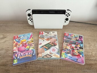 NINTENDO SWITCH OLED WHITE + PRÍSLUŠENSTVO - 3