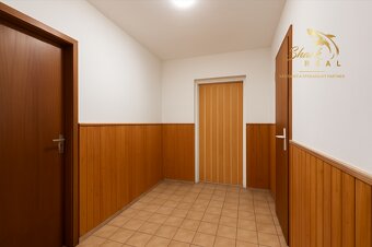 IBA U NÁS - 3 izbový byt žiadanej lokality Vrbového - 3
