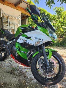 Kawasaki ER-6F 650 - 3