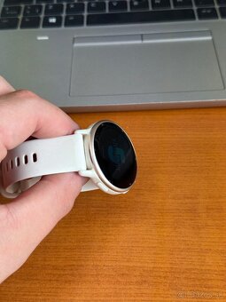 Garmin Vivoactive 5 Gold - bez škrabanca - 3