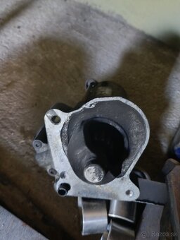 Motor a motor časti 1,4 TDCi 50kw - 3