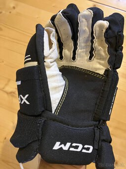 Predám hokejové rukavice CCM, veľkosť 12' - 3