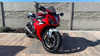 Honda CBR1000RR 2012 Anniversary Edition - 3