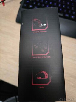 Acer Nitro Wireless Gaming Controller Black NGR300 - 3