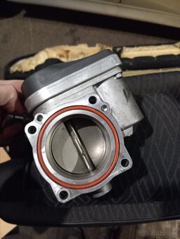 Škrtiaca klapka BMW n42b20a - 3