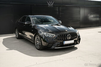 Mercedes-Benz E53 AMG Sedan 4Matic DPH - 3