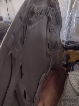 Predám prednú kapotu z BMW Z3 - 3