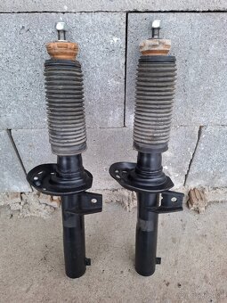 Predne tlmiče VW Passat B6 - 3