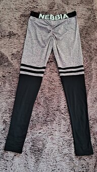Dámske Nebbia leginy - 3