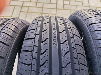 letne pneu 205/60 R16 - 3