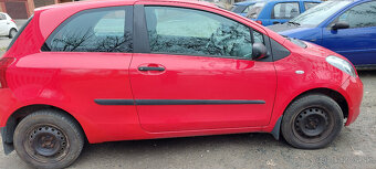 Prodám Toyota Yaris 1.0 VVT-i - 3