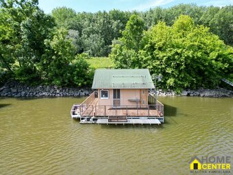 NA PREDAJ HOUSEBOAT NA BREHU RIEKY VÁH, KOMÁRNO - 3