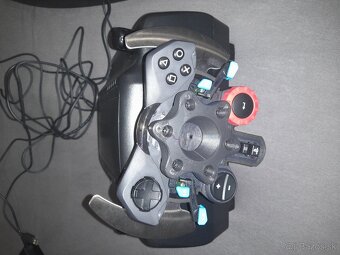 Logitech G29 + pedále, Simracing volant - 3