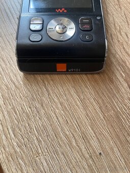 Predám Sony Ericsson W910i - 3
