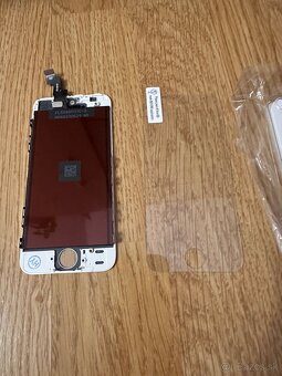 Obrazovka na iPhone 5, 5S, SE - 3