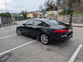 Jaguar XF 3.0 V6 AWD - 3