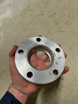 2x Rozširovacie podložky 5x120 - 3