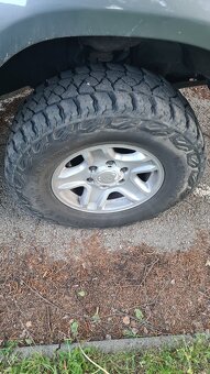 Kumho mt51 265/70R16 - 3