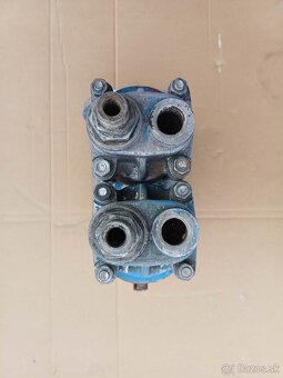 _Dvojvalcový Kompresor Jikov_ - 3