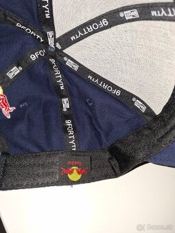 Šiltovka Red Bull - 3