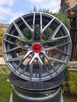 R18 5x112 8J ET45 VW Group - 3