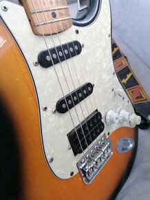 Stratocaster Squier Fender - 3