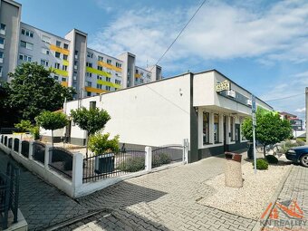 EXKLUZÍVNA ADMINISTRATÍVNA BUDOVA v centre mesta Veľký Meder - 3